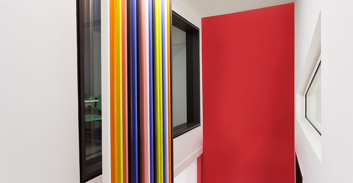 Different indoor openings promote visual communication